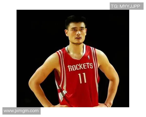 姚明在NBA赛场上如何巧妙应对大本的防守策略与战术分析