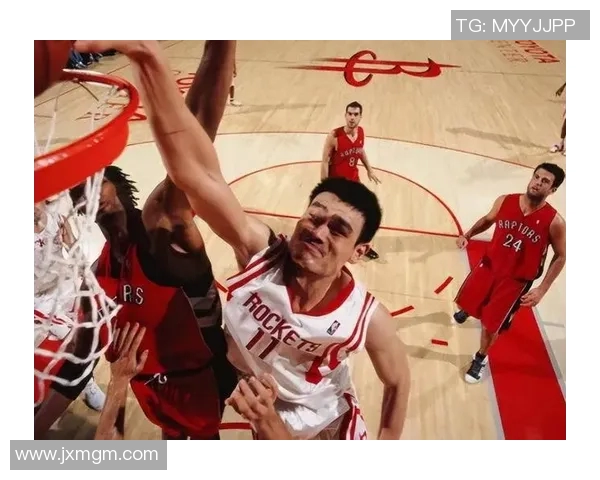 姚明携手康柏中心共创篮球未来助力青少年体育发展