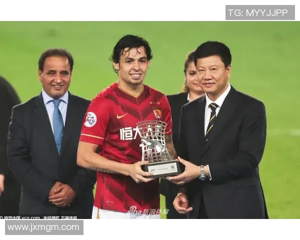 宋钟国退役后的人生转折与足球传奇的回顾与展望