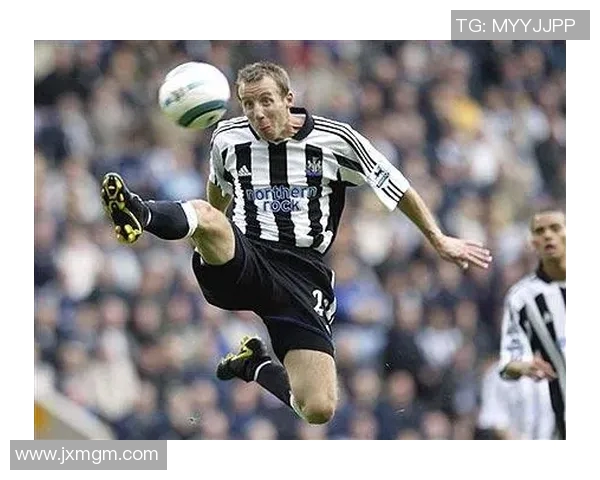 意大利足球明星坏小子的传奇人生与场外风波揭秘