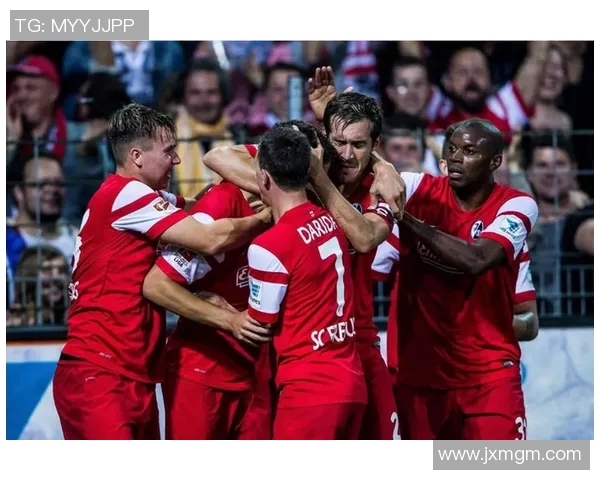 利物浦与巴萨对决分析两队战术特点及胜负关键因素探讨 利物浦与巴萨对决分析两队战术特点及胜负关键因素探讨