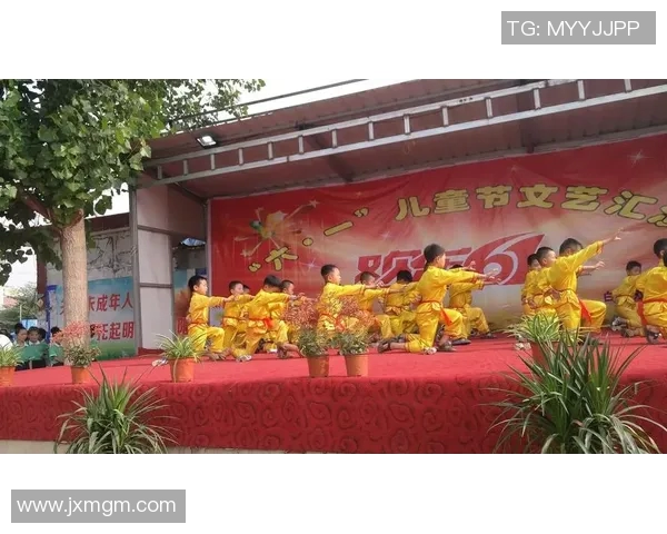 幼儿舞蹈哑铃操的乐趣与益处探索让孩子在快乐中锻炼身体与协调能力
